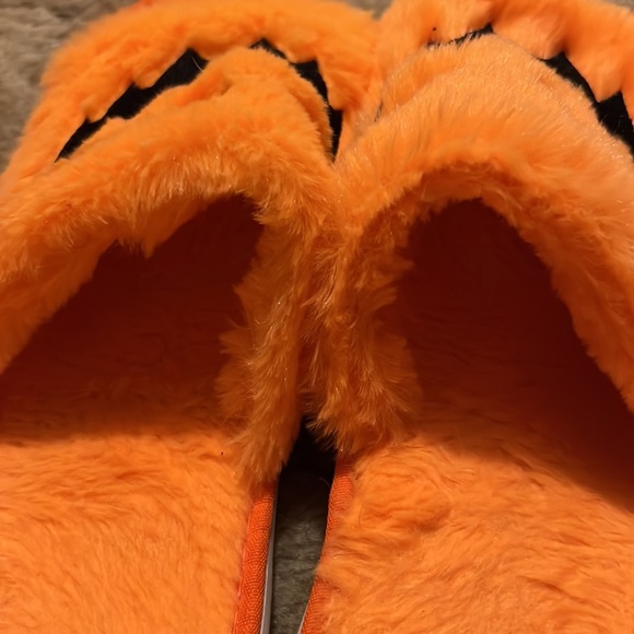 Spooky Slippers - Picture 4 of 5